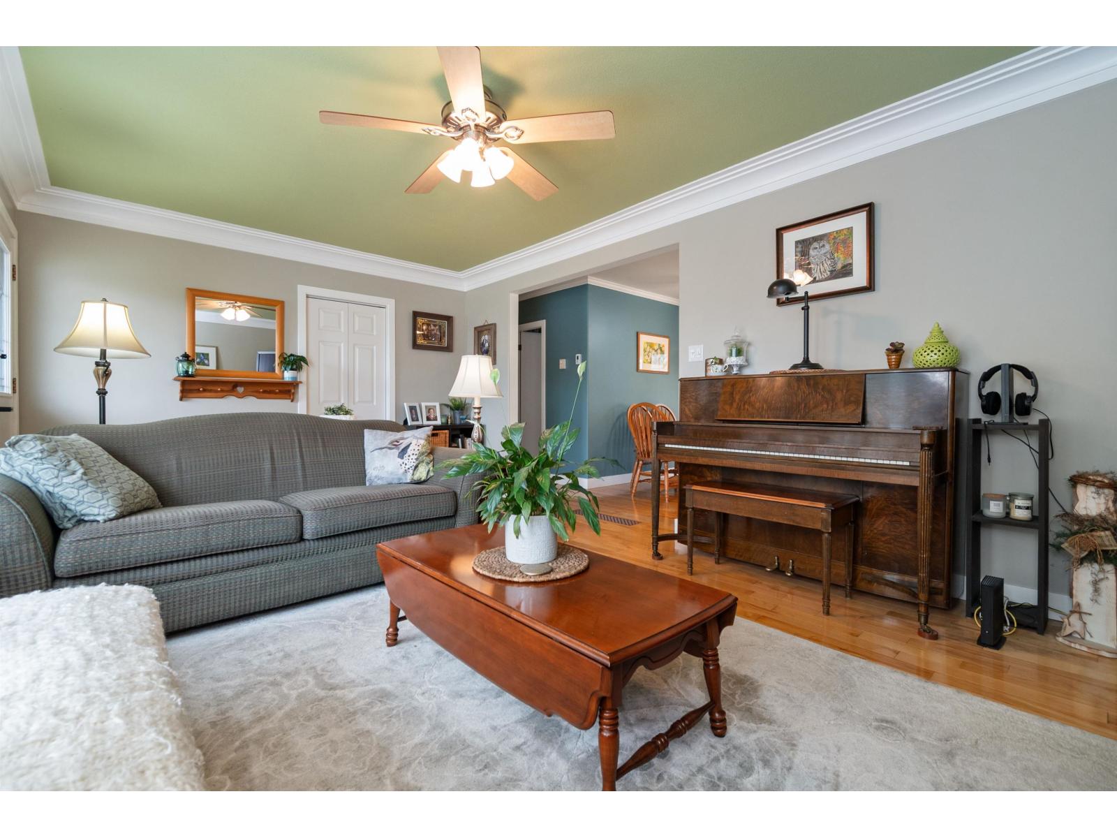 2339 Alder Street, Abbotsford, British Columbia  V2T 2N6 - Photo 8 - R3090892