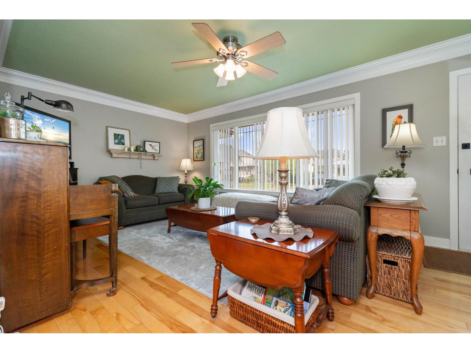 2339 Alder Street, Abbotsford, British Columbia  V2T 2N6 - Photo 6 - R3090892