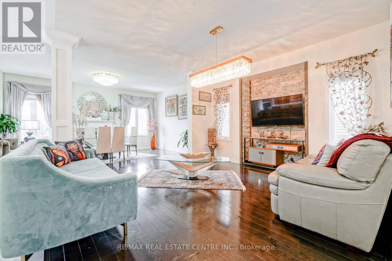 2427 Valley Heights Cres., Oakville, Ontario  L6H 6X2 - Photo 15 - W12802264