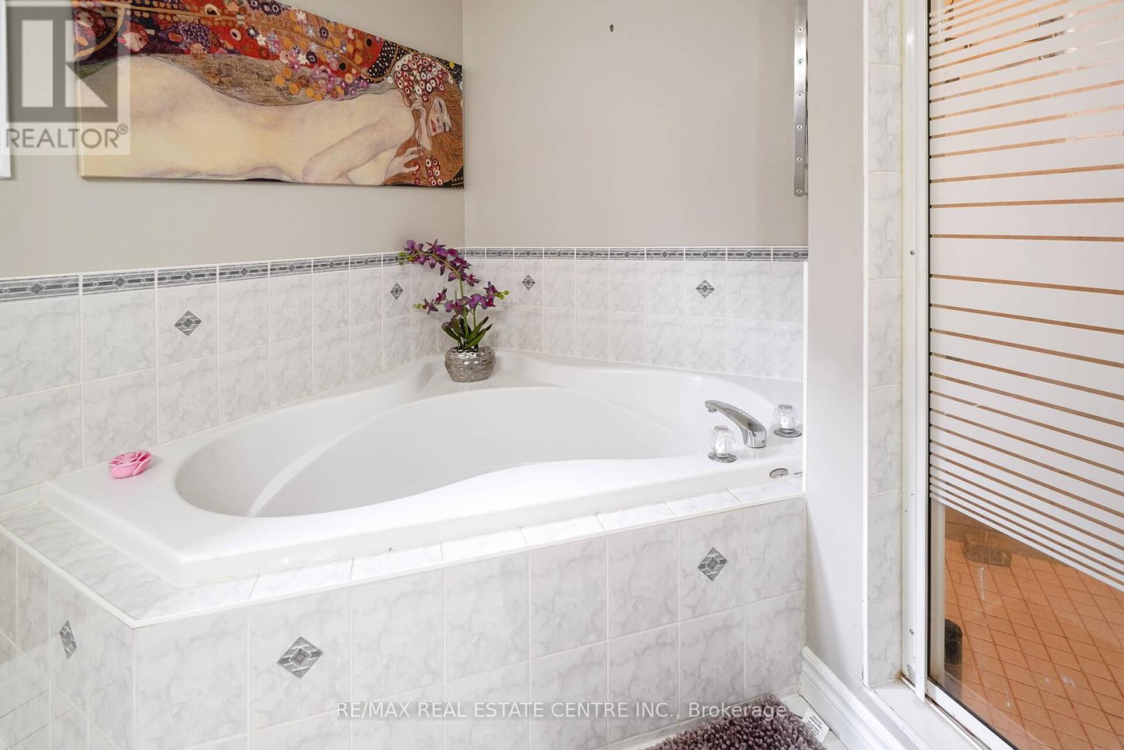 2427 Valley Heights Cres., Oakville, Ontario  L6H 6X2 - Photo 19 - W12802264