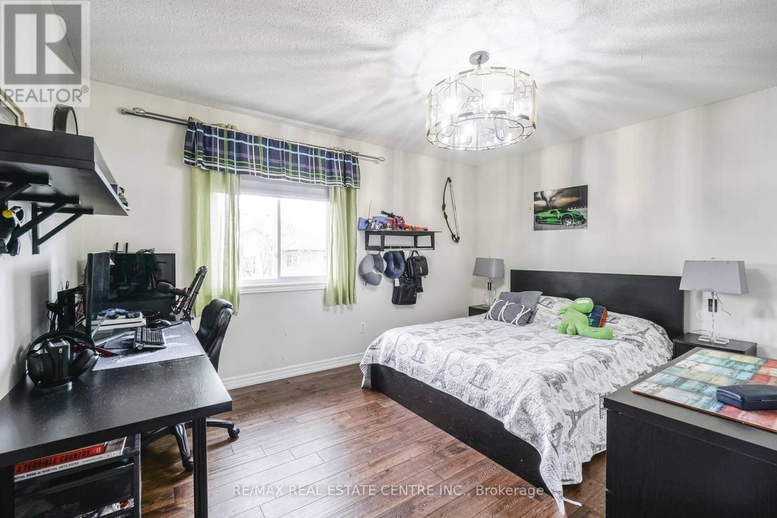 2427 Valley Heights Cres., Oakville, Ontario  L6H 6X2 - Photo 22 - W12802264