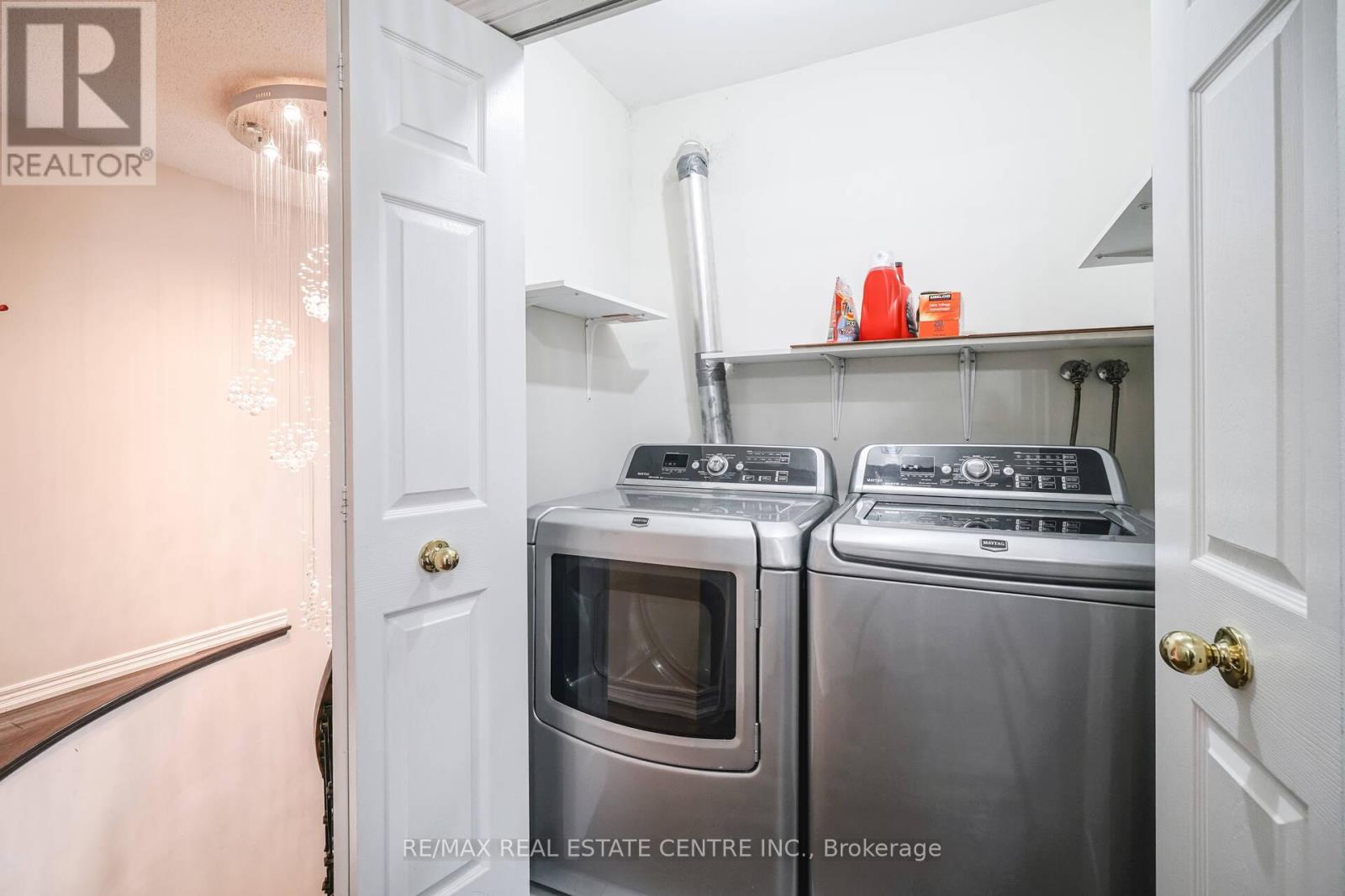 2427 Valley Heights Cres., Oakville, Ontario  L6H 6X2 - Photo 26 - W12802264