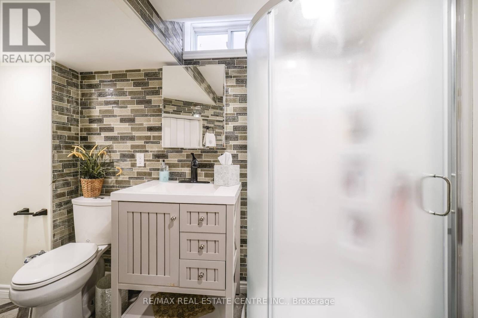 2427 Valley Heights Cres., Oakville, Ontario  L6H 6X2 - Photo 42 - W12802264