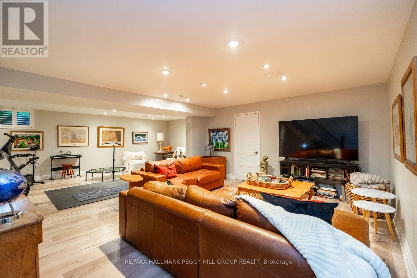 1 Lilac Lane, Springwater, Ontario  L9X 0N4 - Photo 14 - S12803656