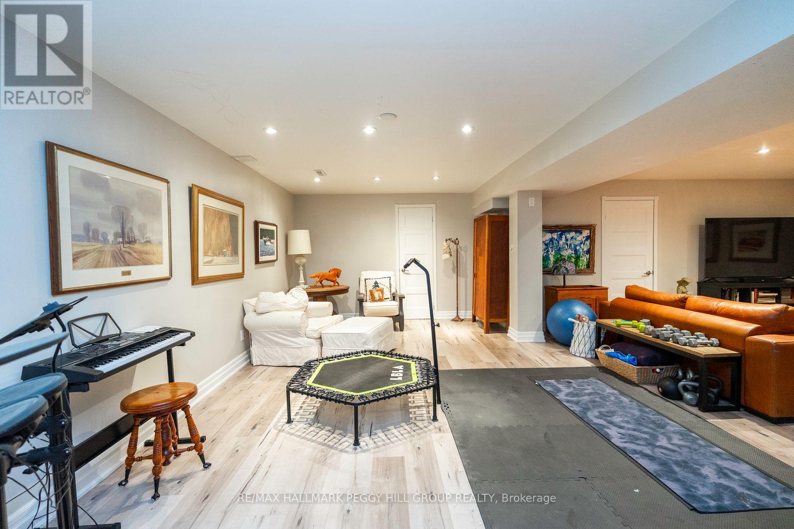 1 Lilac Lane, Springwater, Ontario  L9X 0N4 - Photo 15 - S12803656