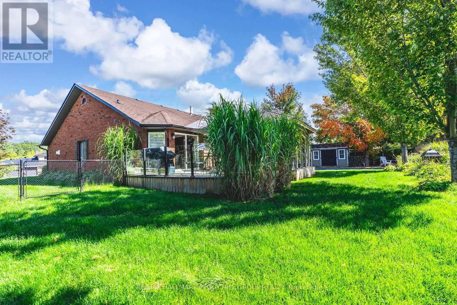 1 Lilac Lane, Springwater, Ontario  L9X 0N4 - Photo 24 - S12803656