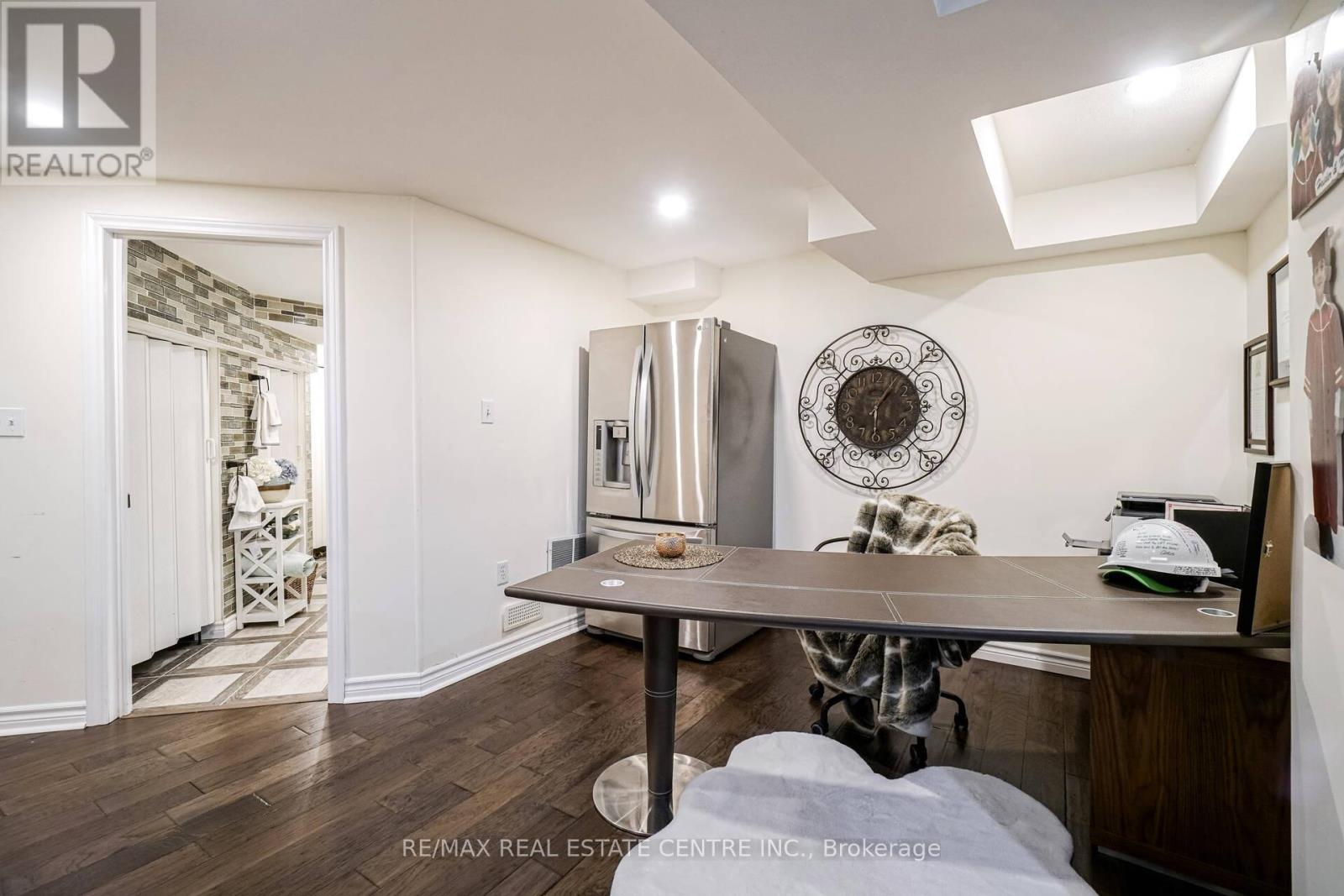 2427 Valley Heights Cres., Oakville, Ontario  L6H 6X2 - Photo 38 - W12802264