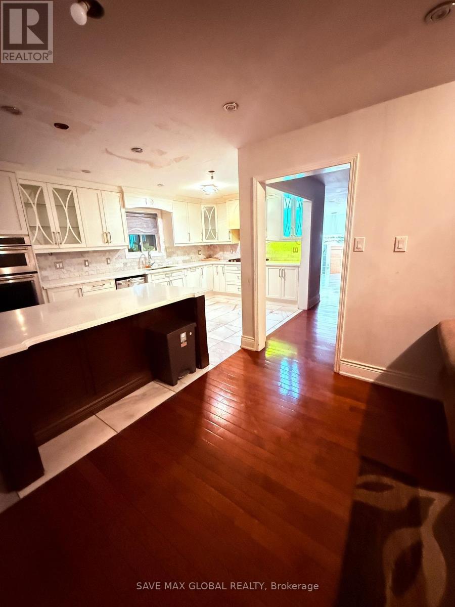 142 River Rock Crescent, Brampton, Ontario  L7A 2W4 - Photo 8 - W12764184