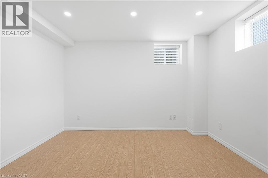 12 Emick Drive, Ancaster, Ontario  L9K 0C8 - Photo 41 - 40806388