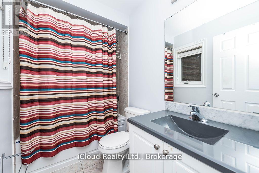 27 Tysonville Circle, Brampton (Northwest Brampton), Ontario  L7A 4A6 - Photo 30 - W12803594