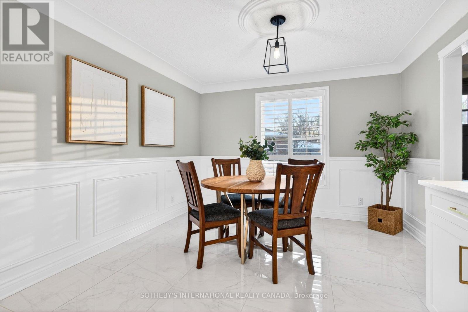 1905 Four Seasons Drive, Burlington, Ontario  L7P 3B1 - Photo 10 - W12803610