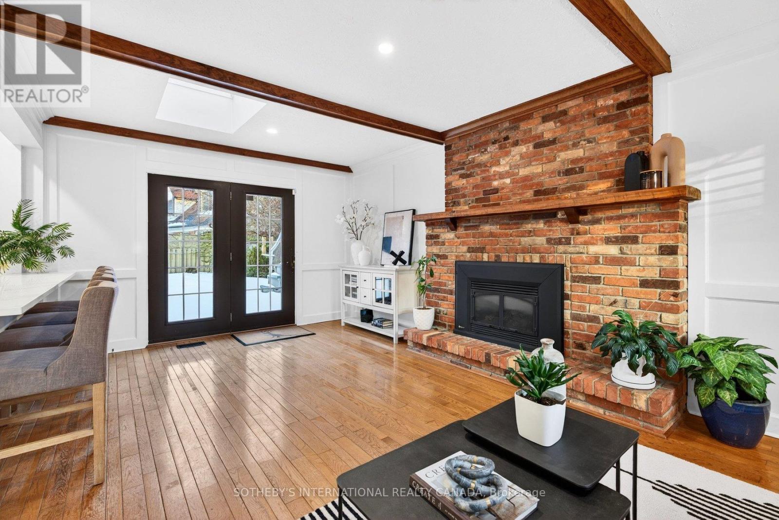 1905 Four Seasons Drive, Burlington, Ontario  L7P 3B1 - Photo 14 - W12803610