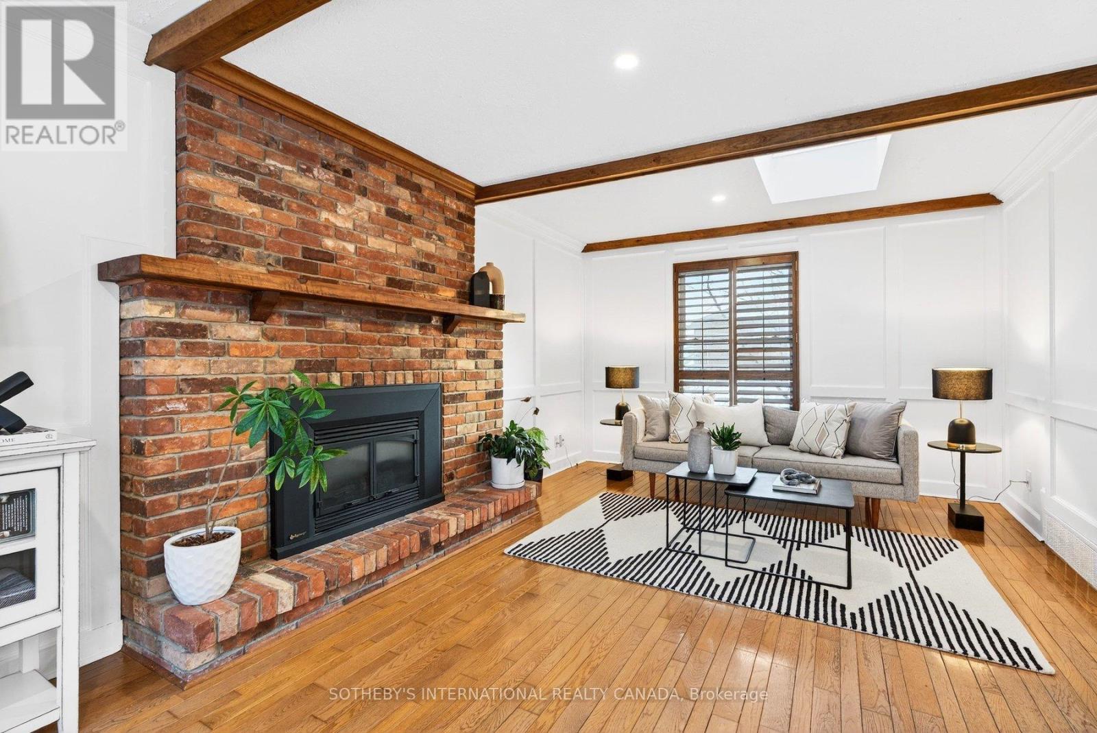 1905 Four Seasons Drive, Burlington, Ontario  L7P 3B1 - Photo 15 - W12803610