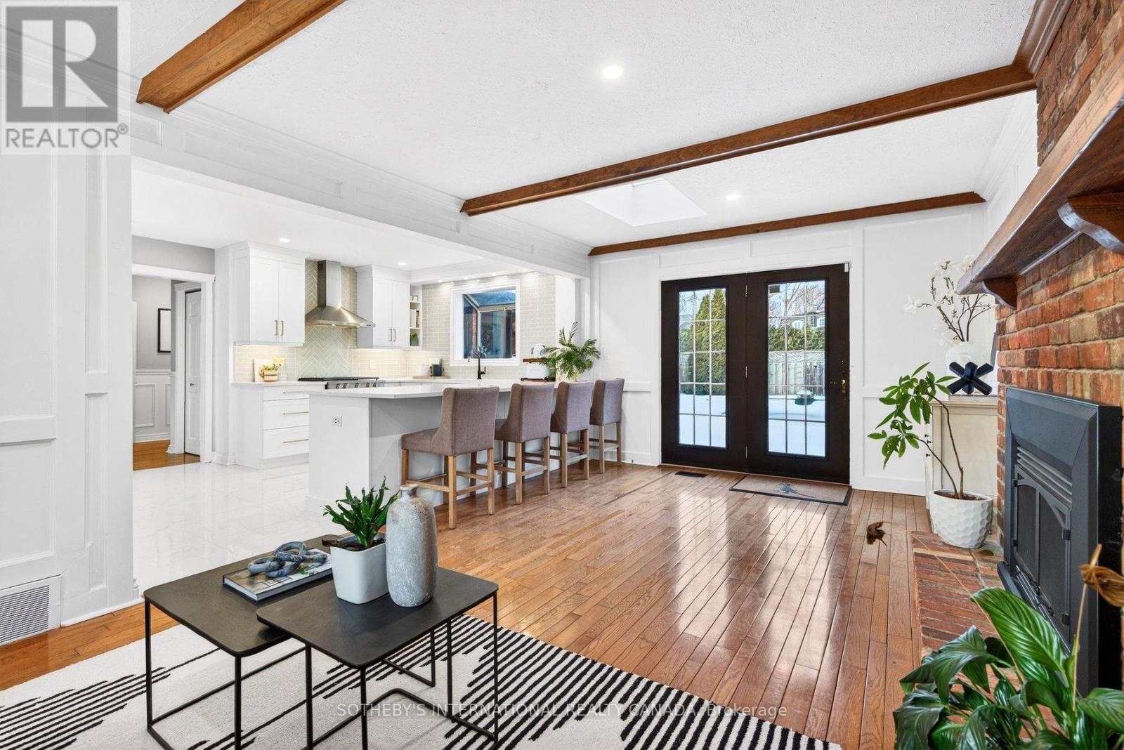 1905 Four Seasons Drive, Burlington, Ontario  L7P 3B1 - Photo 16 - W12803610