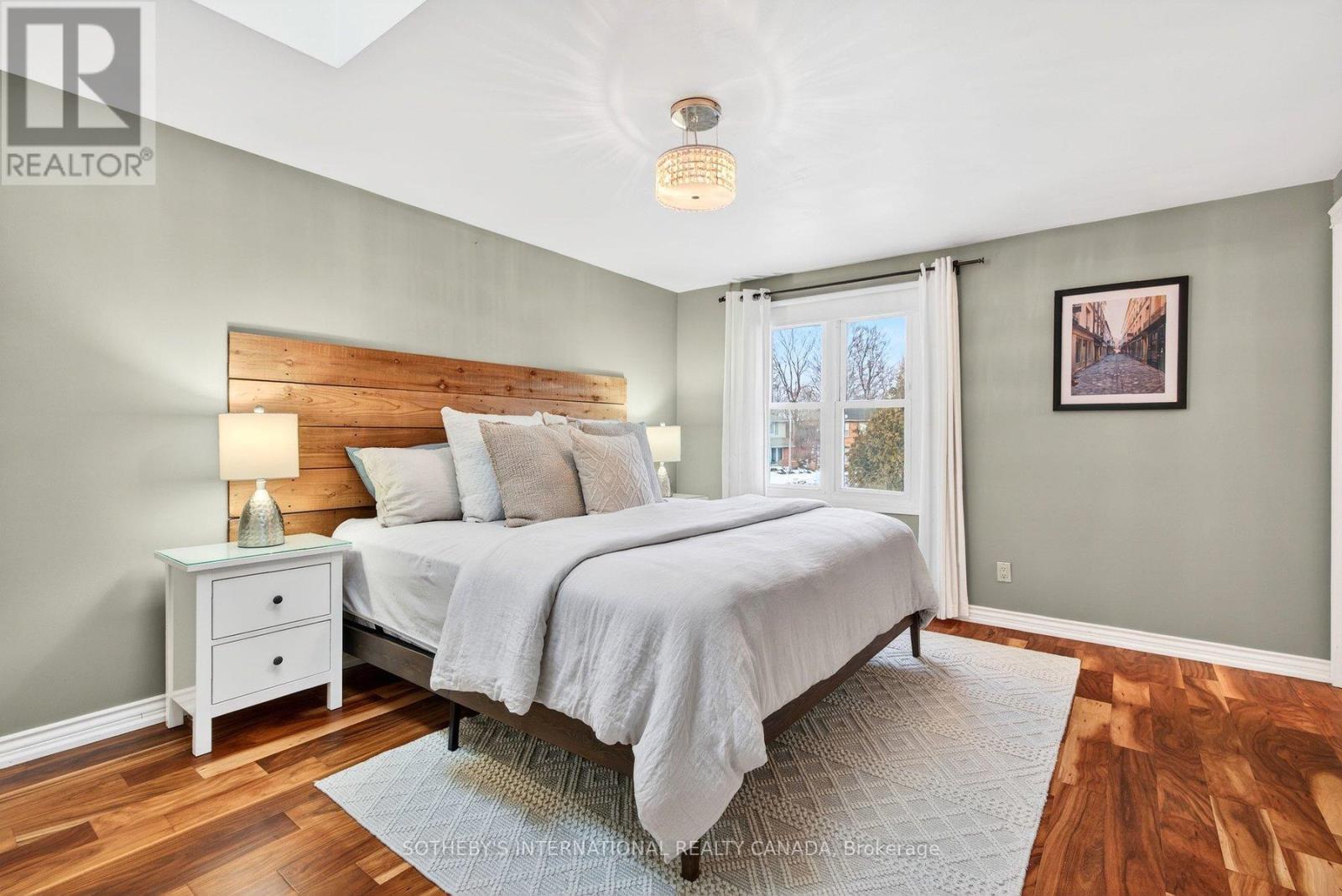 1905 Four Seasons Drive, Burlington, Ontario  L7P 3B1 - Photo 20 - W12803610