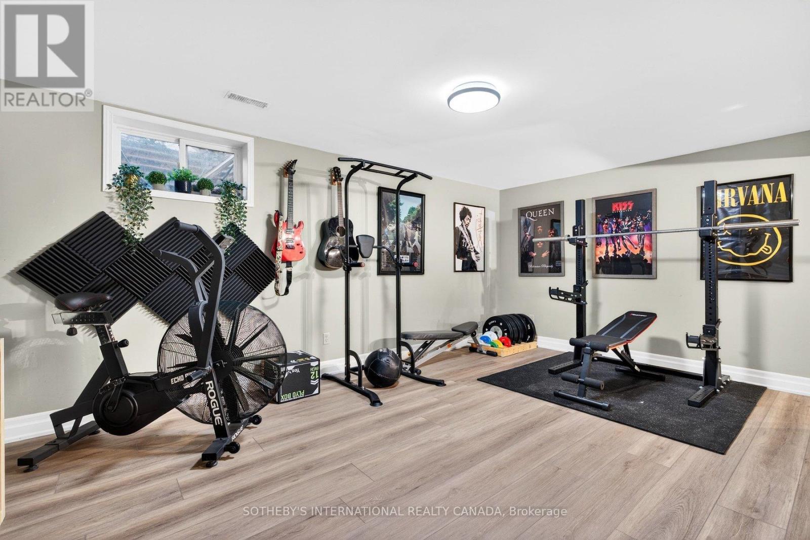 1905 Four Seasons Drive, Burlington, Ontario  L7P 3B1 - Photo 29 - W12803610