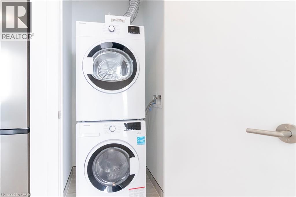 25 Wellington Street S Unit# 1803, Kitchener, Ontario  N2G 0G5 - Photo 13 - 40800471