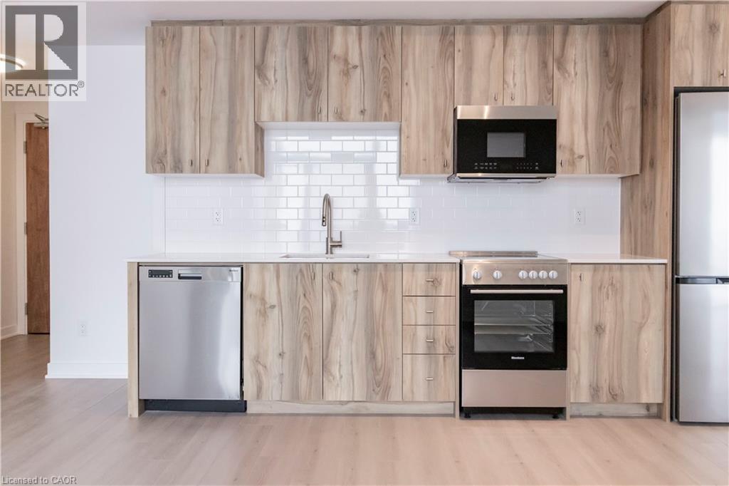 25 Wellington Street S Unit# 1803, Kitchener, Ontario  N2G 0G5 - Photo 6 - 40800471