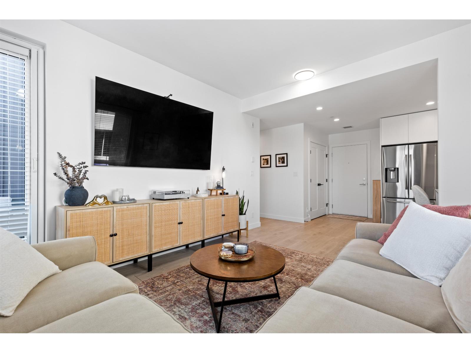 F606 8353 200a Street, Langley, British Columbia  V2Y 5K7 - Photo 4 - R3091578