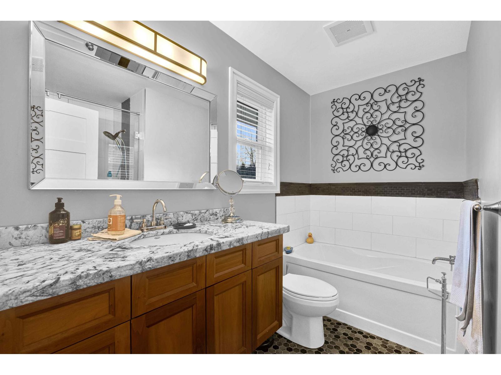 25072 58 Avenue, Langley, British Columbia  V4W 1T5 - Photo 30 - R3091653