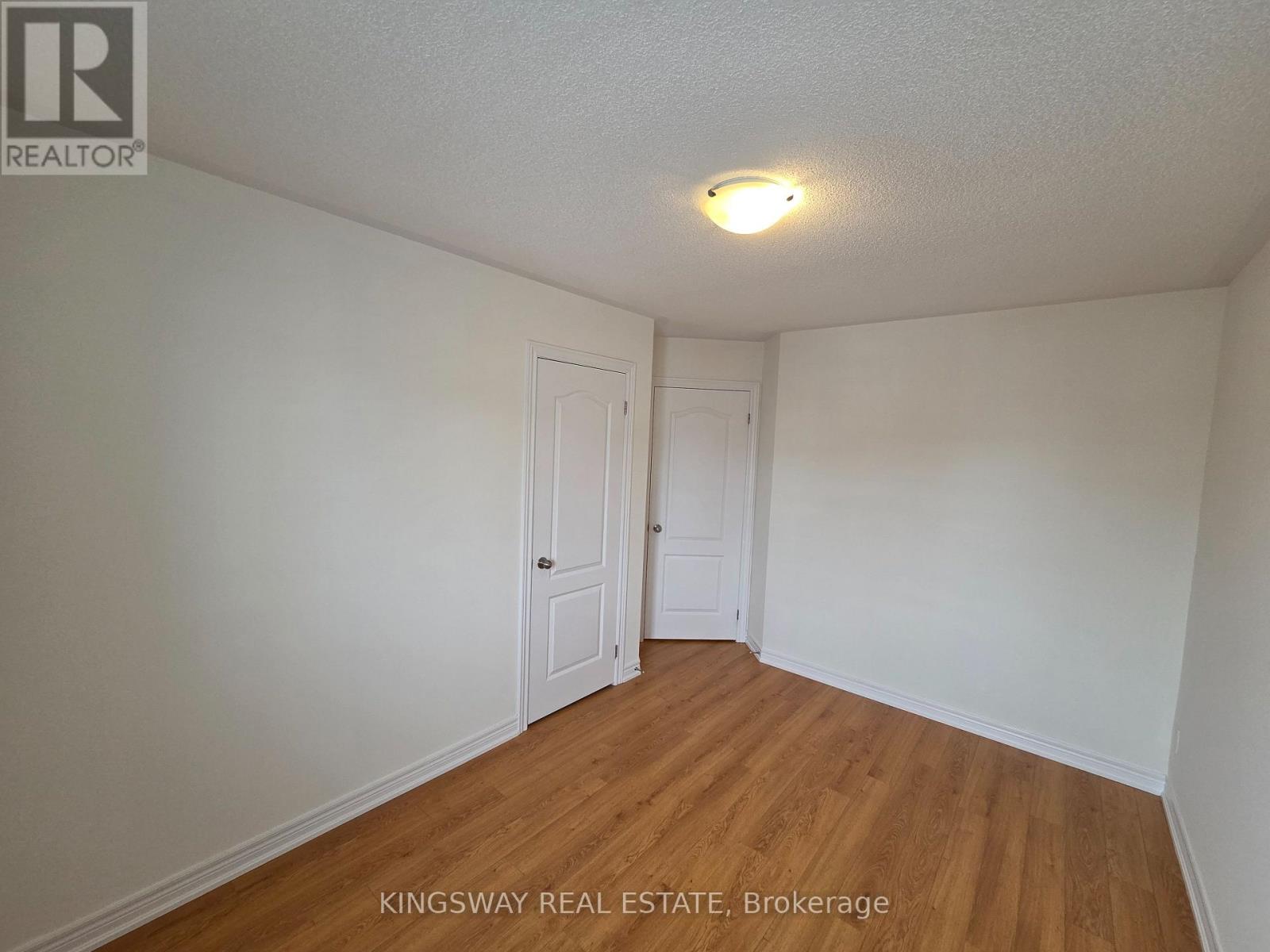 Upper - 839 Miltonbrook Crescent, Milton, Ontario  L9T 8N2 - Photo 33 - W12795020