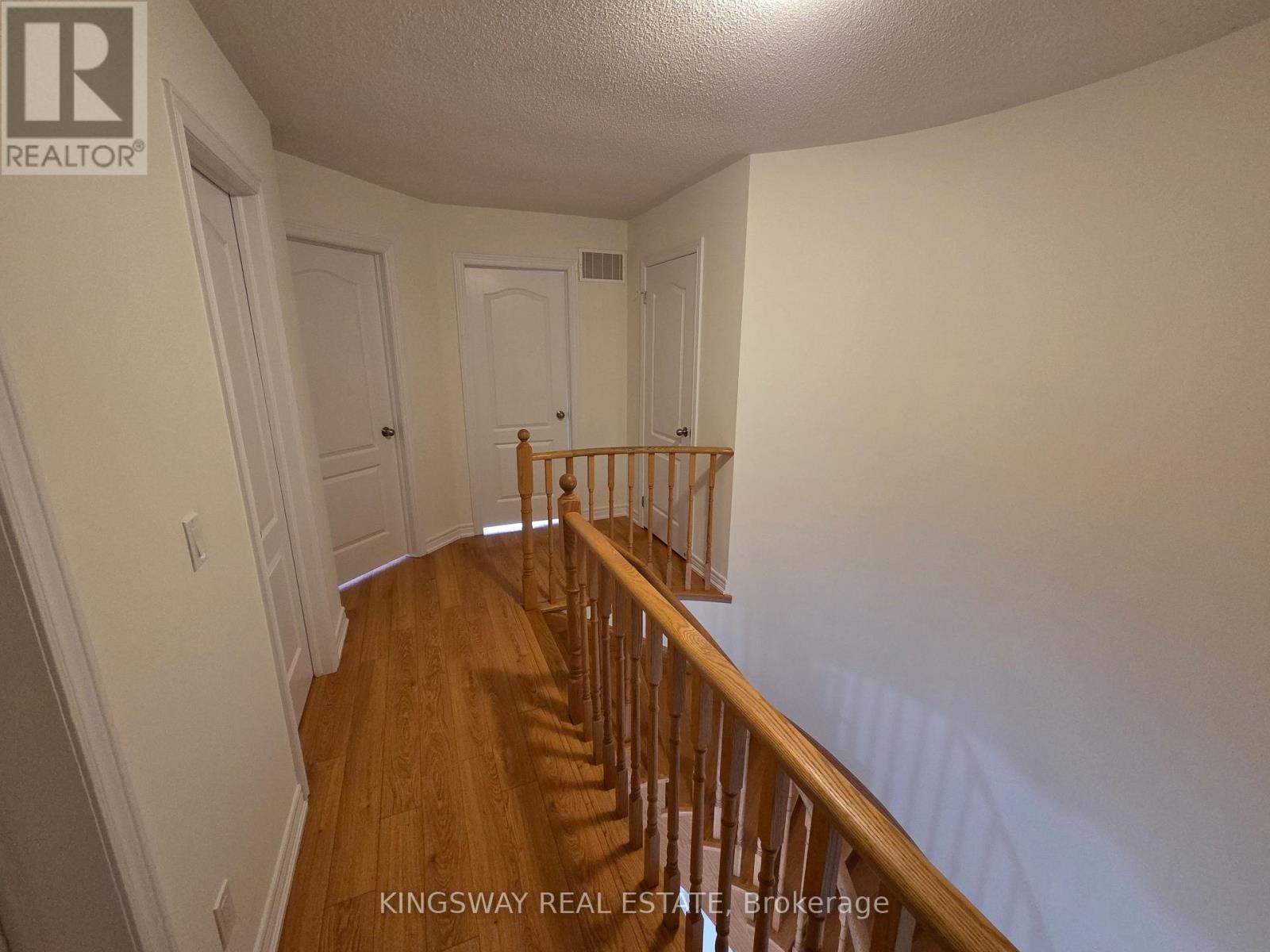 Upper - 839 Miltonbrook Crescent, Milton, Ontario  L9T 8N2 - Photo 31 - W12795020