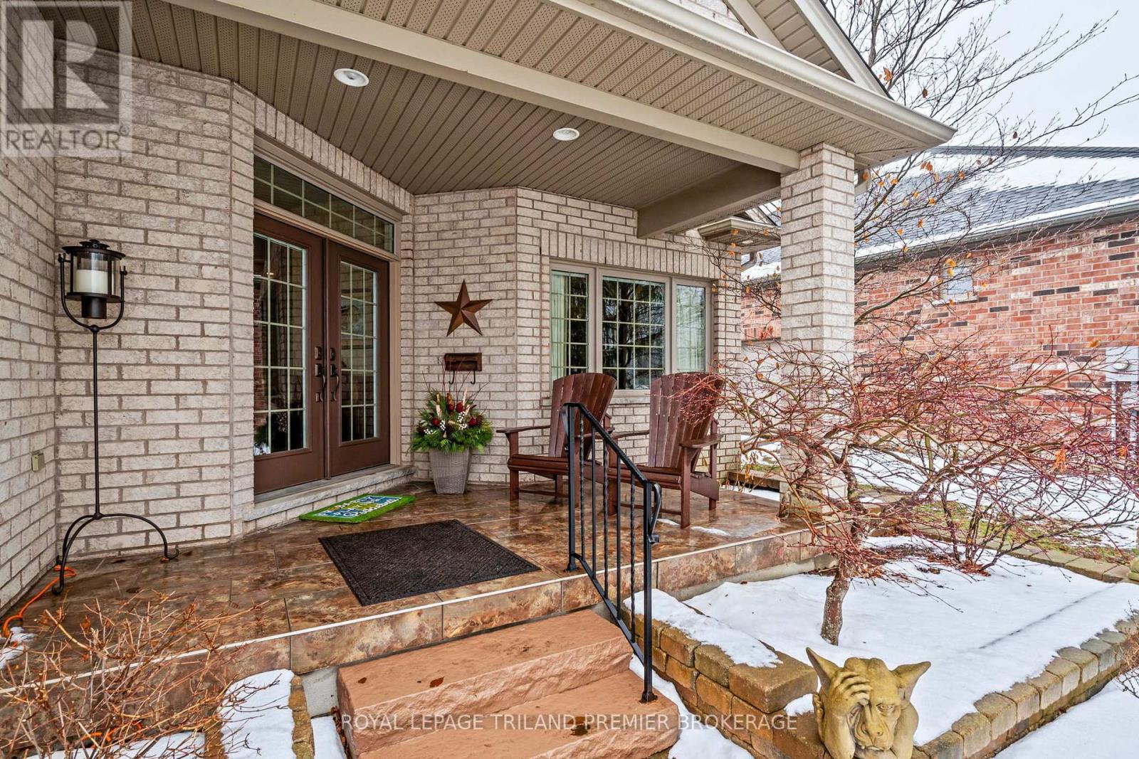 1303 Sandy Somerville Drive, London South, Ontario  N6K 5R4 - Photo 2 - X12757018