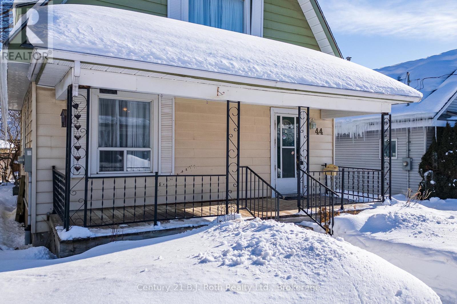 44 William Street, Orillia, Ontario  L3V 5N5 - Photo 5 - S12803812