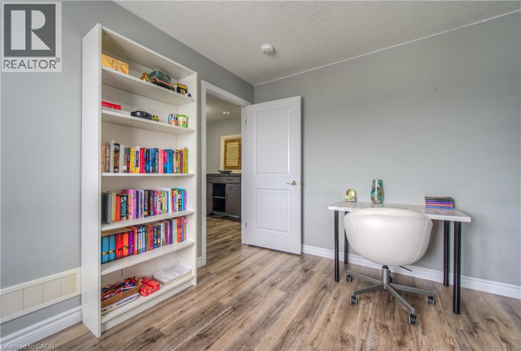 741 Hollinger Avenue, Listowel, Ontario  N4W 0J3 - Photo 23 - 40806373