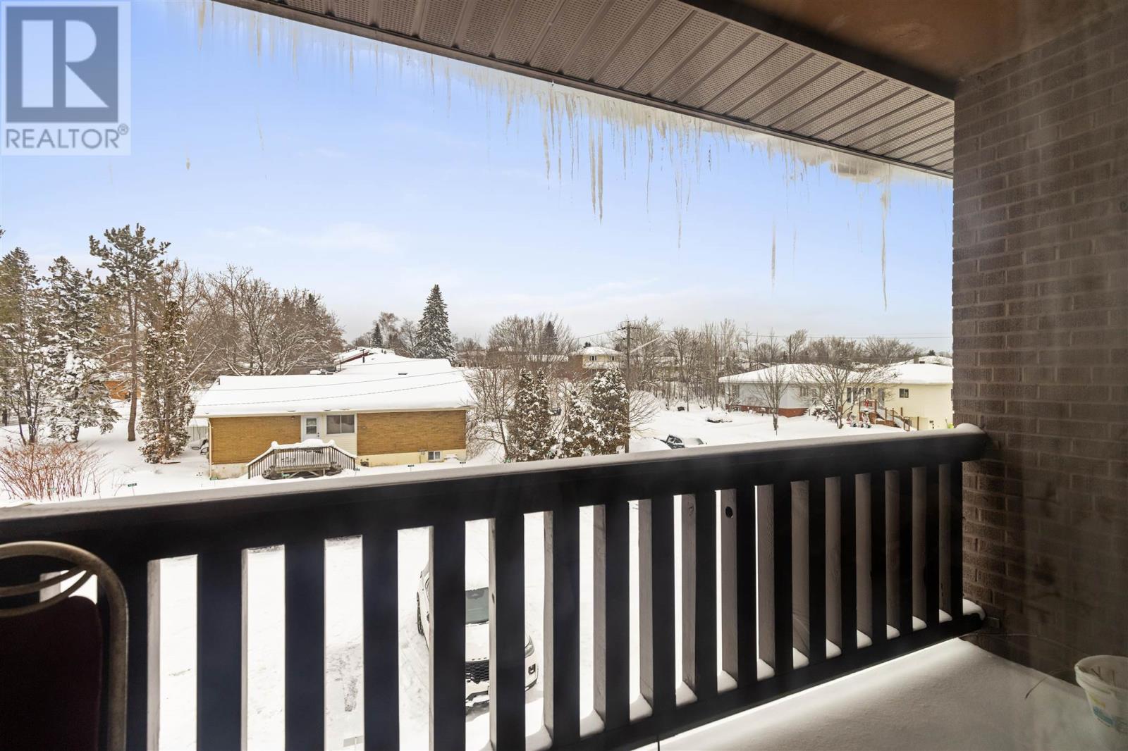 570 Macdonald Ave # 303, Sault Ste. Marie, Ontario P6B 1J3 - Photo 6 - SM253485