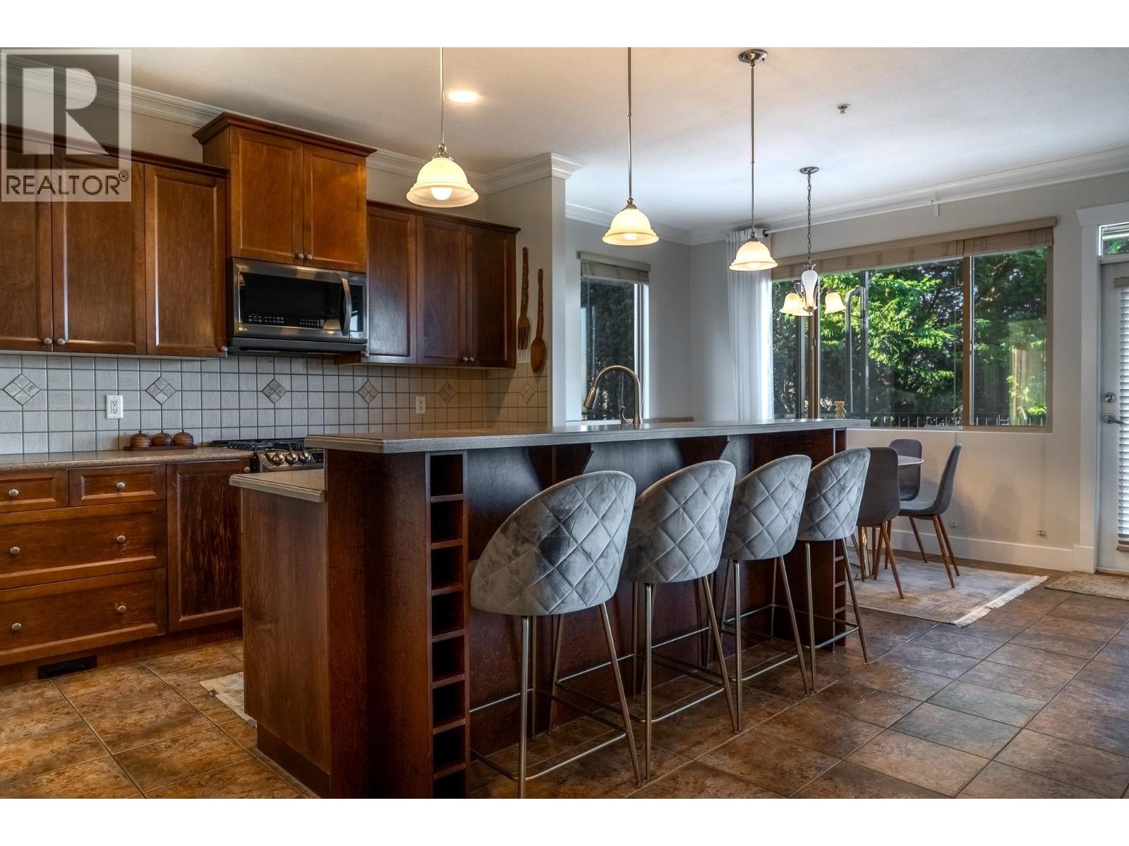 10707 248 Street, Maple Ridge, British Columbia  V2W 1G6 - Photo 5 - R3089603