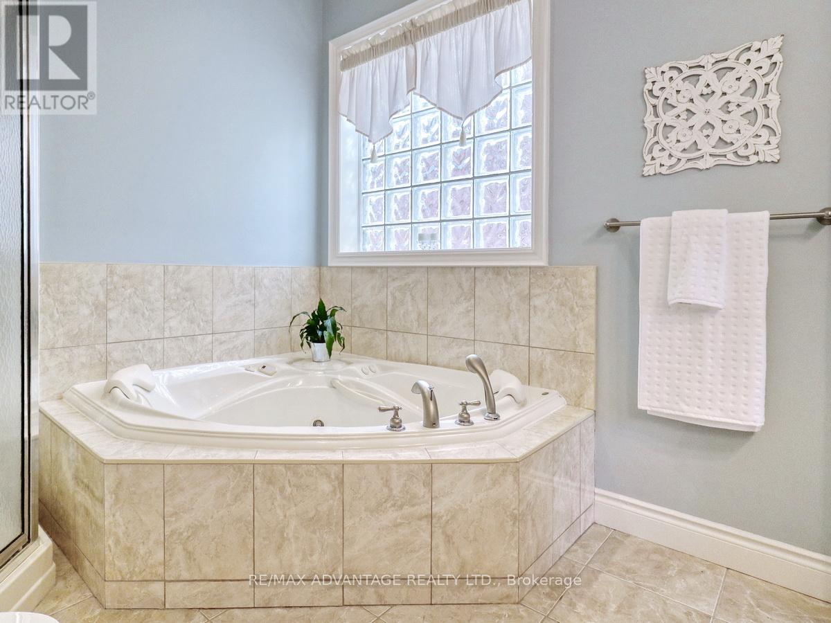 1849 Kyle Court, London North, Ontario  N6G 0A6 - Photo 28 - X12803784