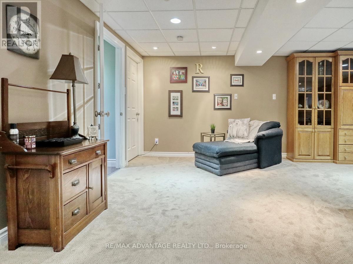 1849 Kyle Court, London North, Ontario  N6G 0A6 - Photo 42 - X12803784