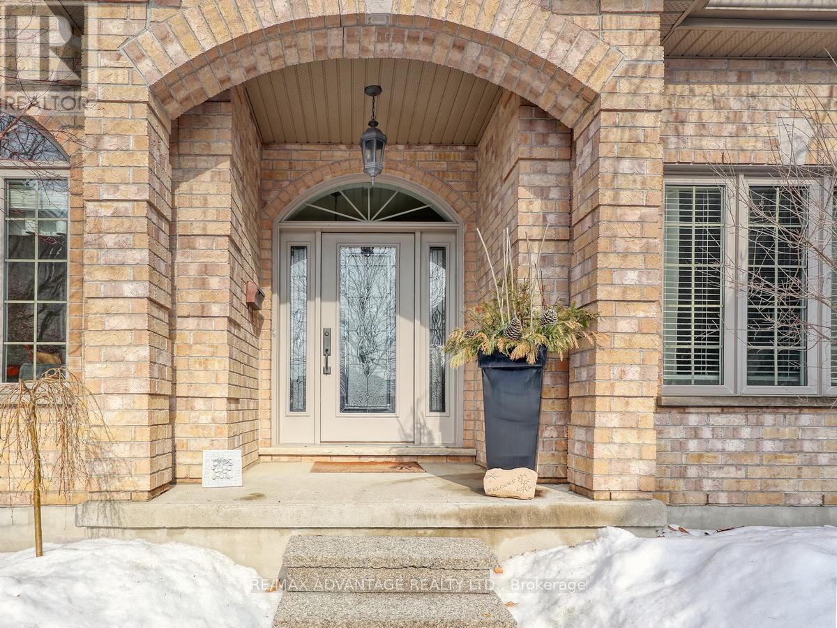 1849 Kyle Court, London North, Ontario  N6G 0A6 - Photo 7 - X12803784