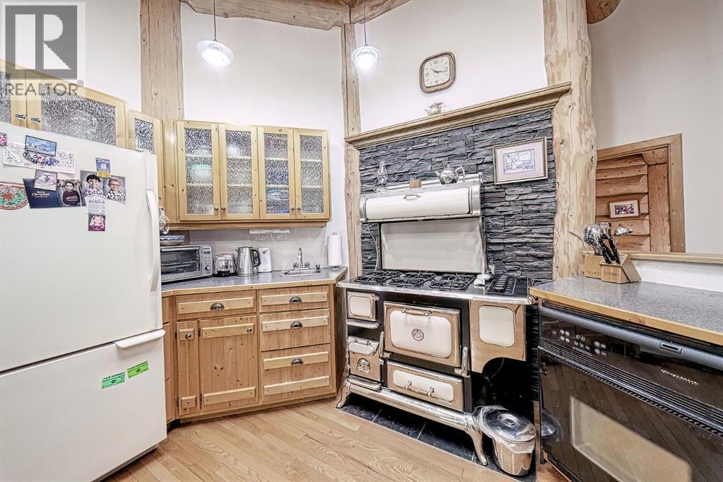 283096 Range Rd 51, Rural Rocky View County, Alberta  T4C 3A1 - Photo 14 - A2285529