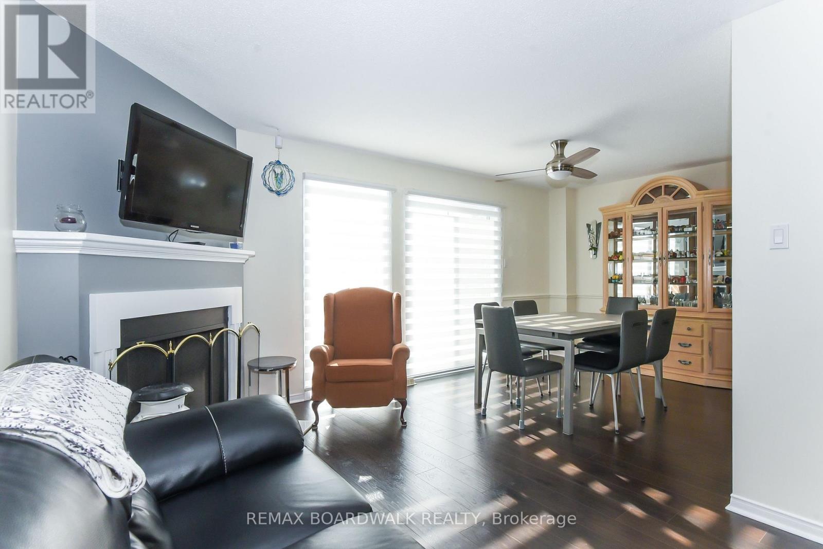 67 - 406 Valade Crescent, Ottawa, Ontario  K4A 2W2 - Photo 11 - X12803736