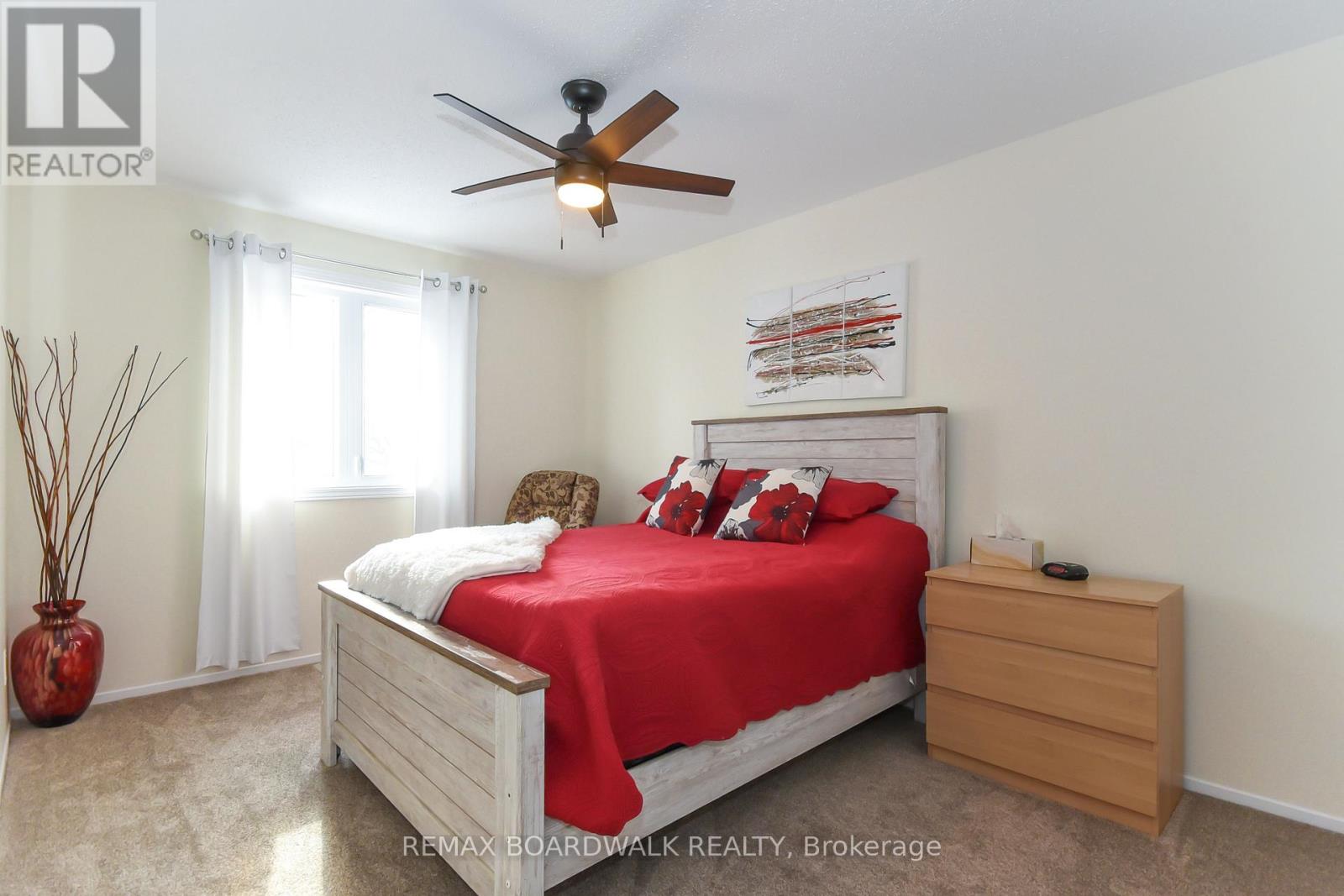 67 - 406 Valade Crescent, Ottawa, Ontario  K4A 2W2 - Photo 17 - X12803736