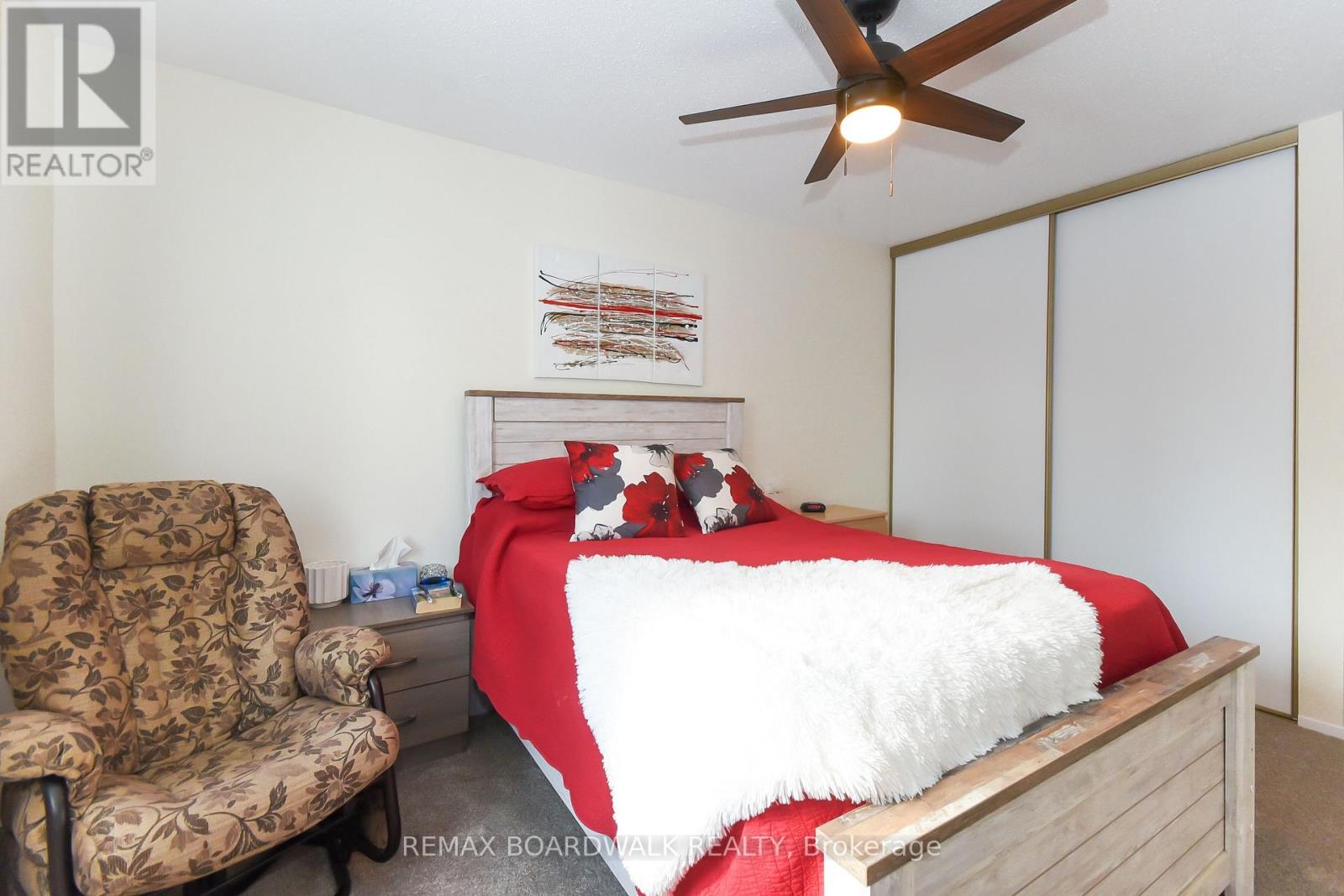 67 - 406 Valade Crescent, Ottawa, Ontario  K4A 2W2 - Photo 18 - X12803736