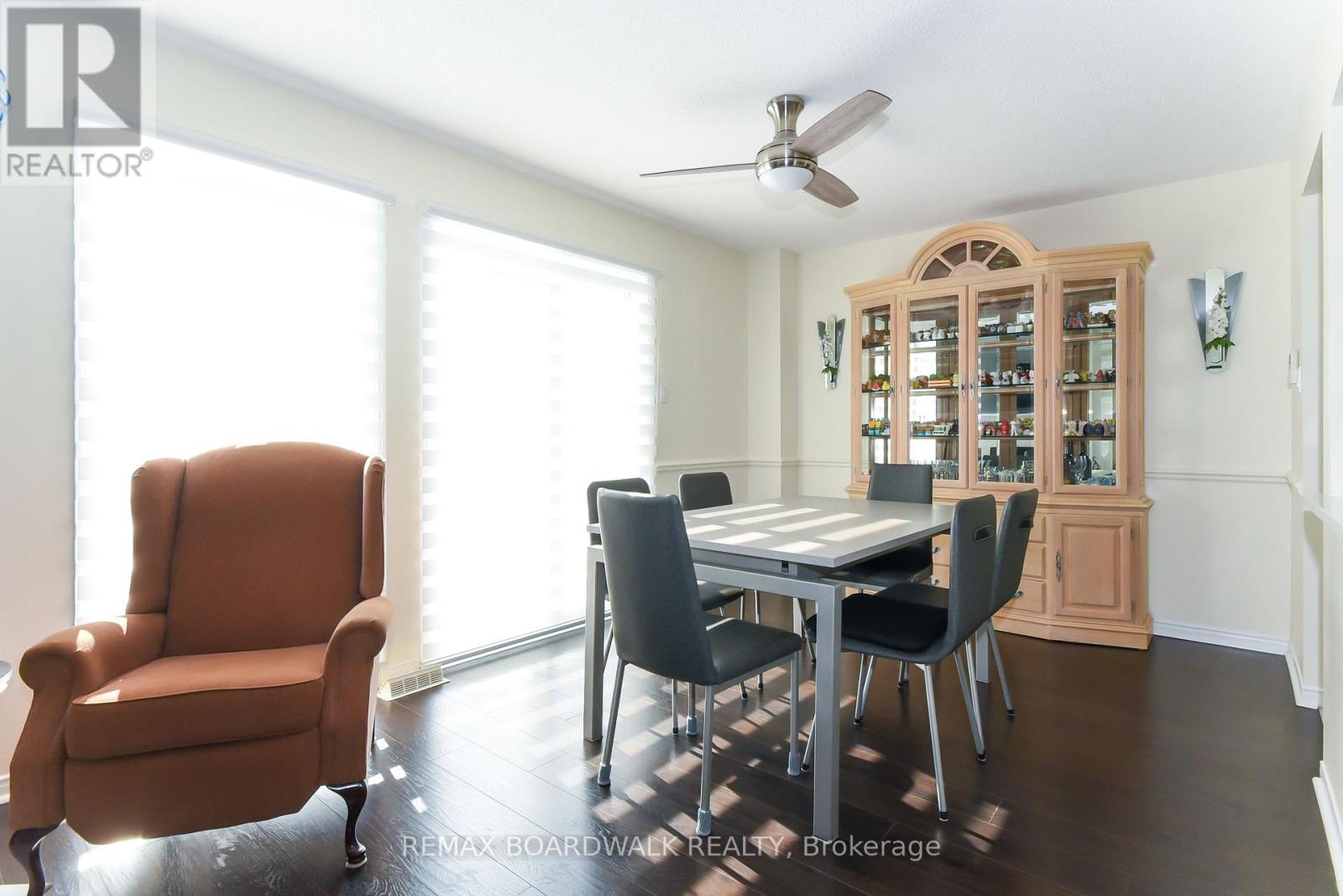 67 - 406 Valade Crescent, Ottawa, Ontario  K4A 2W2 - Photo 9 - X12803736