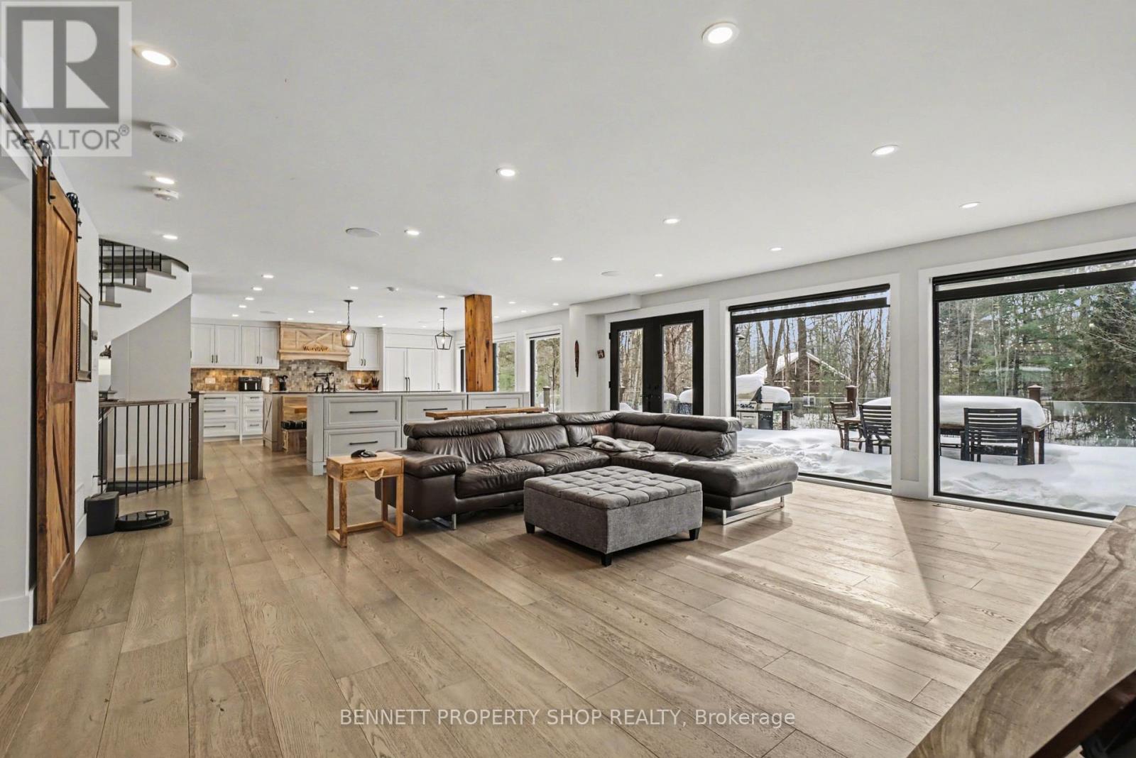 645 Canary Street, Ottawa, Ontario  K4B 1H3 - Photo 10 - X12803822