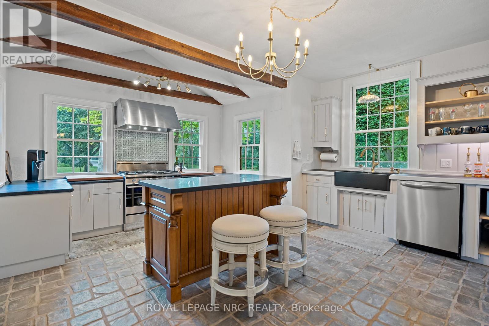 307 Mississagua Street, Niagara-On-The-Lake, Ontario  L0S 1J0 - Photo 4 - X12803724