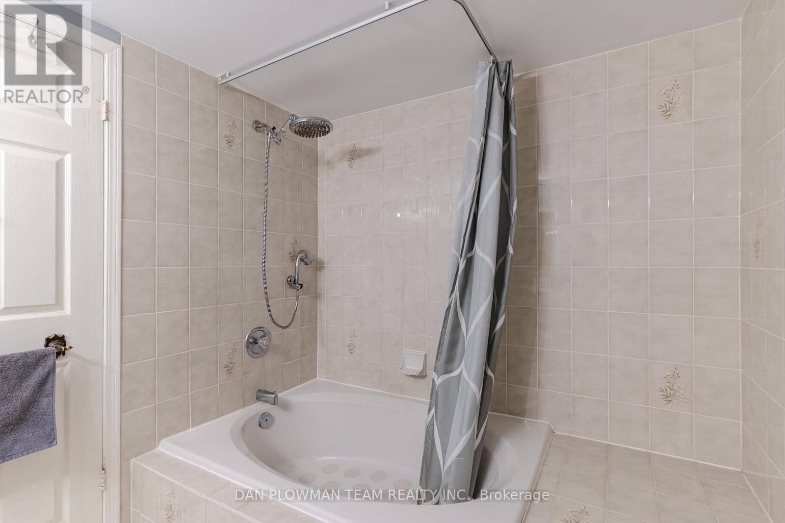 501 - 80 Athol Street E, Oshawa, Ontario  L1H 8B7 - Photo 32 - E12803566