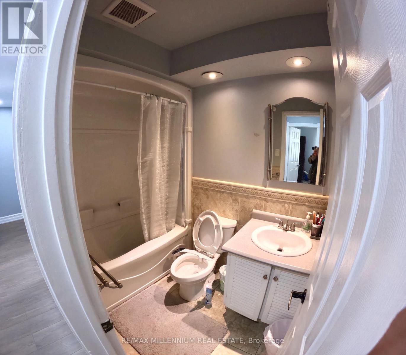 84 Dorset Drive S, Brampton, Ontario  L6T 2Y9 - Photo 20 - W12789804