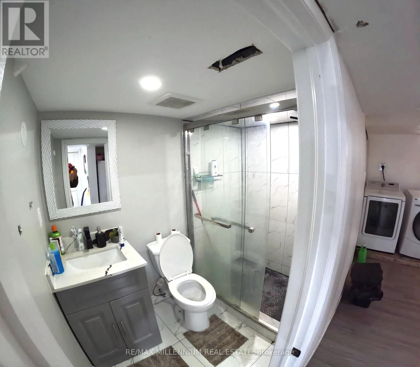 84 Dorset Drive S, Brampton, Ontario  L6T 2Y9 - Photo 22 - W12789804