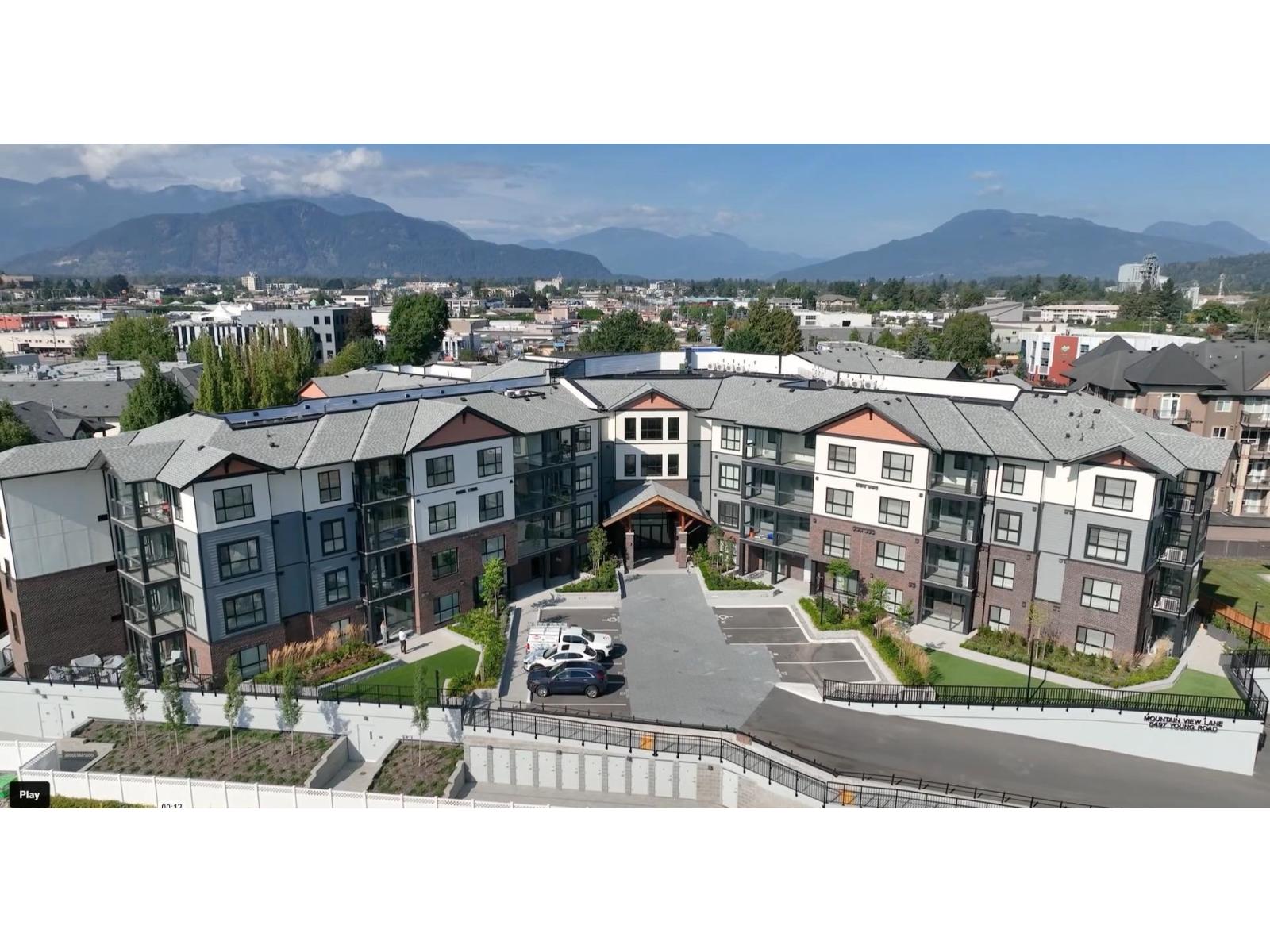 230 8497 YOUNG ROAD|Chilliwack Proper South