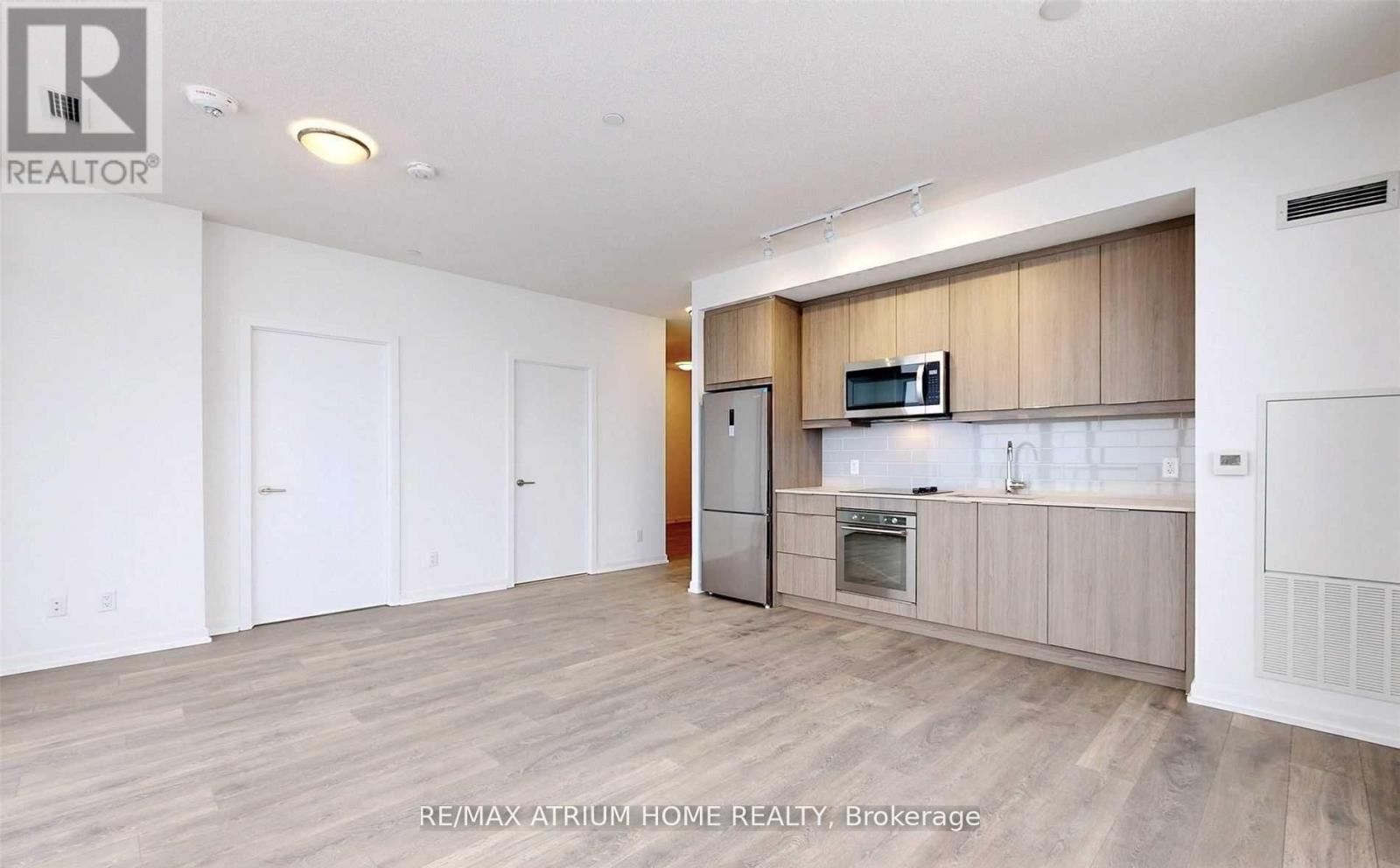 905 - 36 Forest Manor Road, Toronto, Ontario  M2J 1M1 - Photo 5 - C12803754