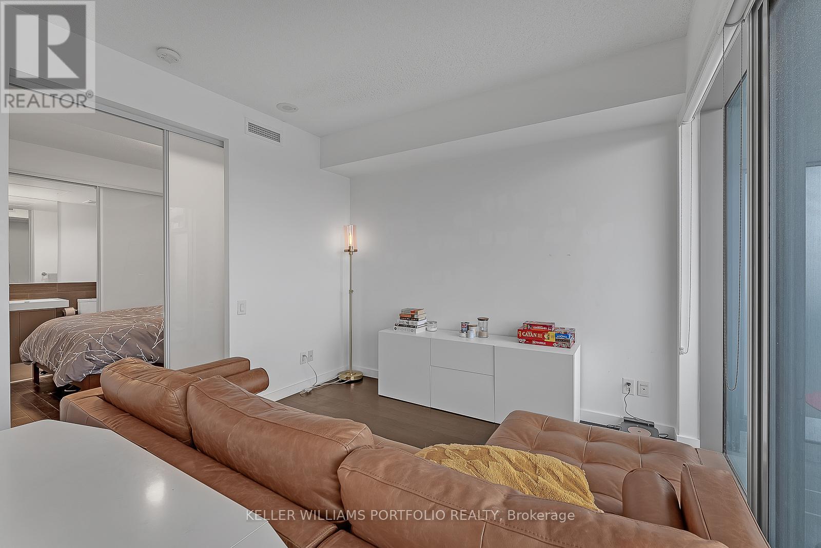 1205 - 70 Distillery Lane, Toronto (Waterfront Communities), Ontario  M5A 0E3 - Photo 14 - C12803810