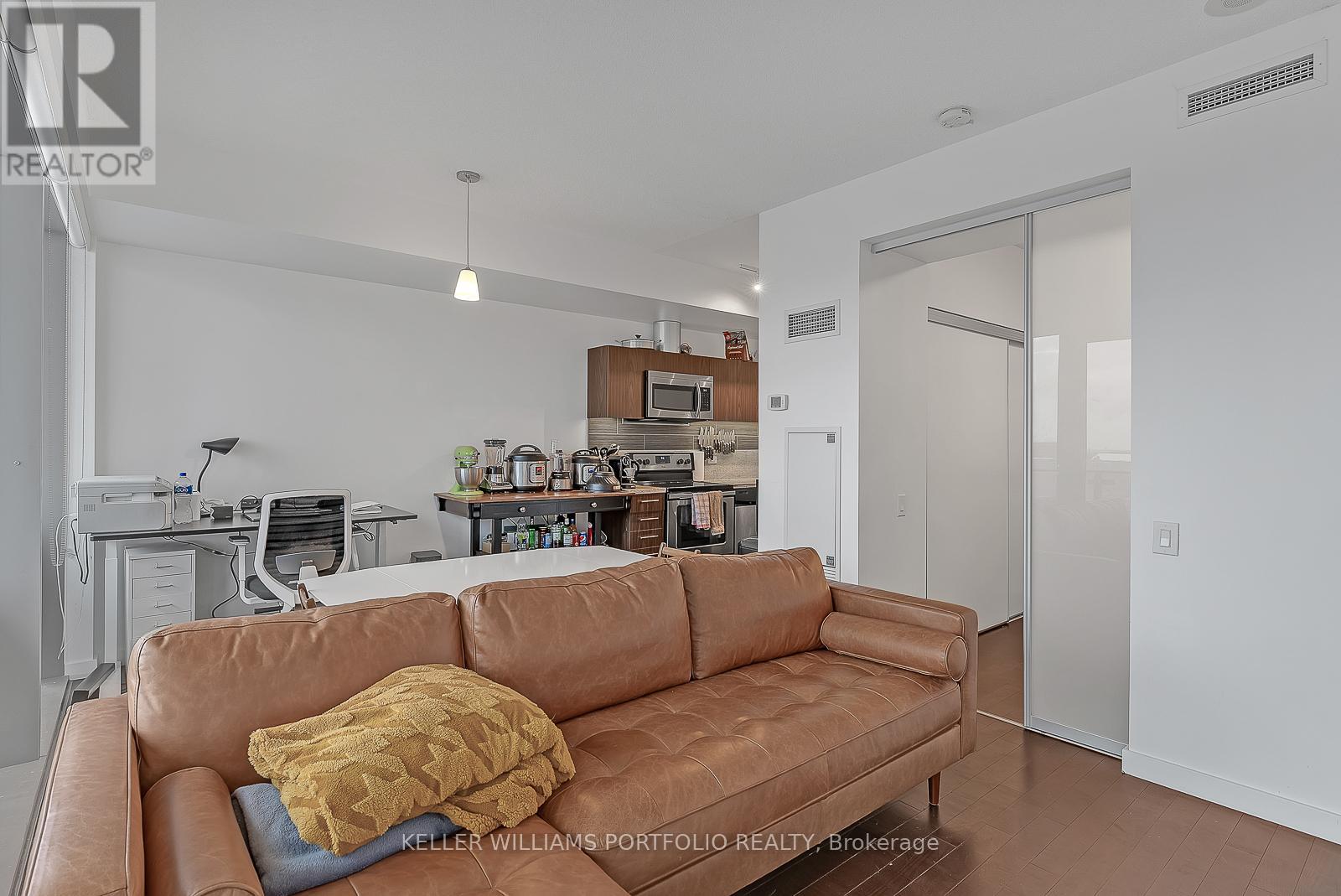 1205 - 70 Distillery Lane, Toronto (Waterfront Communities), Ontario  M5A 0E3 - Photo 15 - C12803810