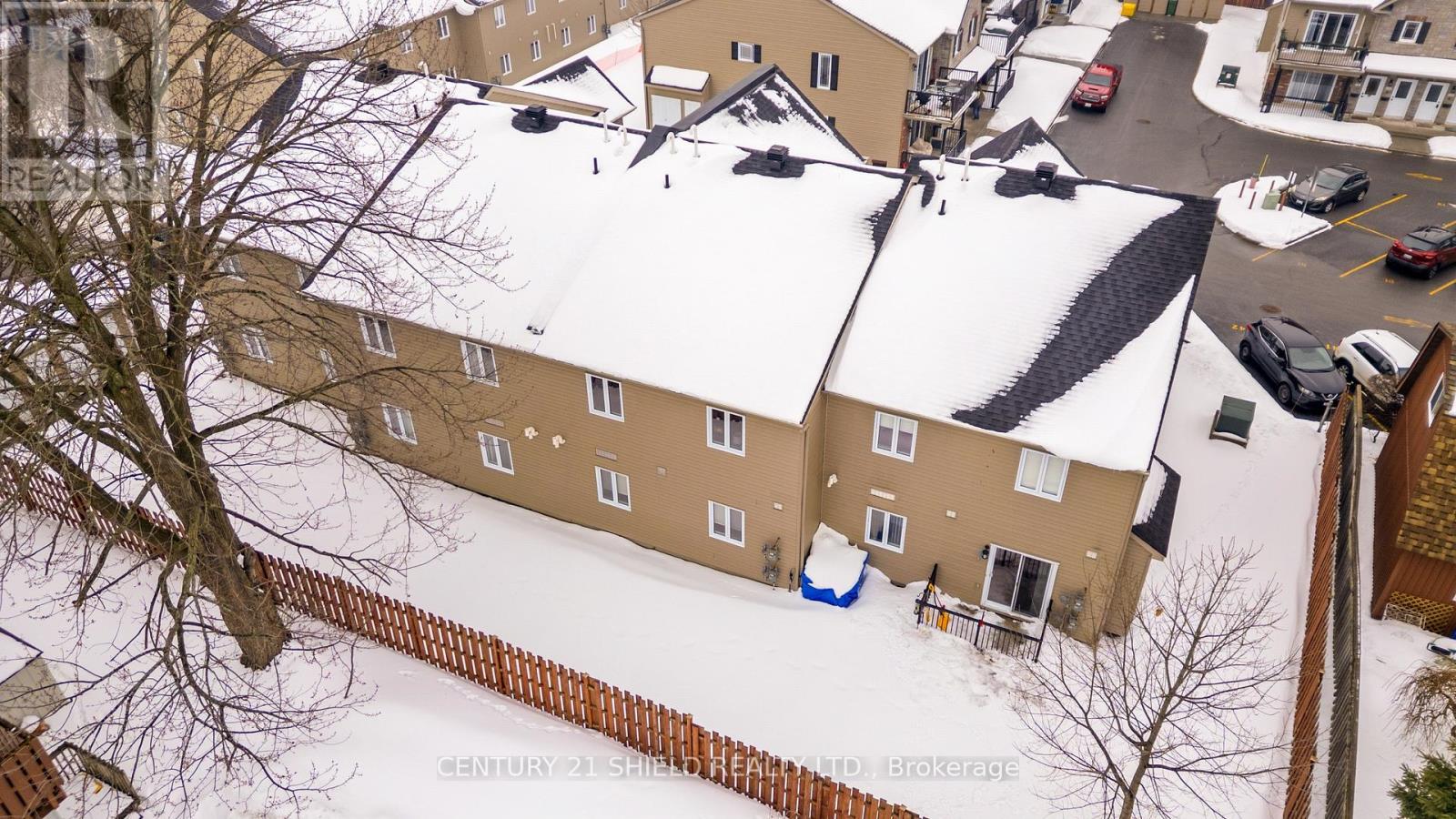 213 - 226 First Street E, Cornwall, Ontario  K6H 0G2 - Photo 6 - X12803818