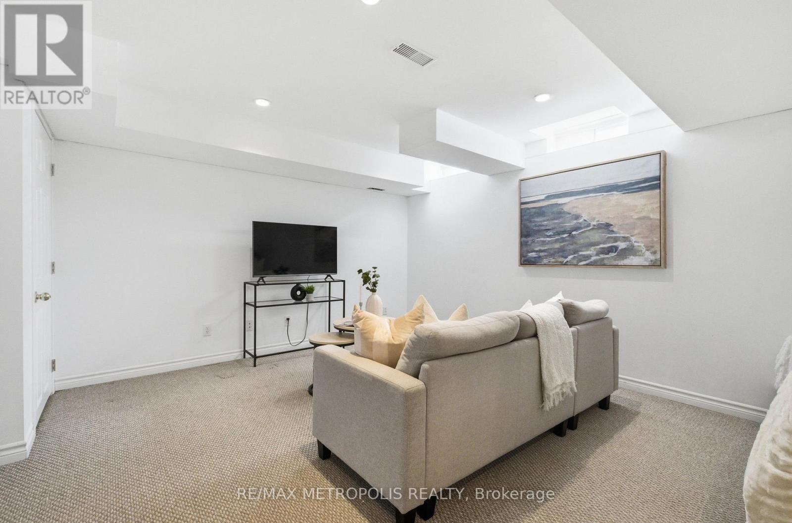 15 Boyd Crescent, Ajax, Ontario  L1Z 1Y3 - Photo 21 - E12803714